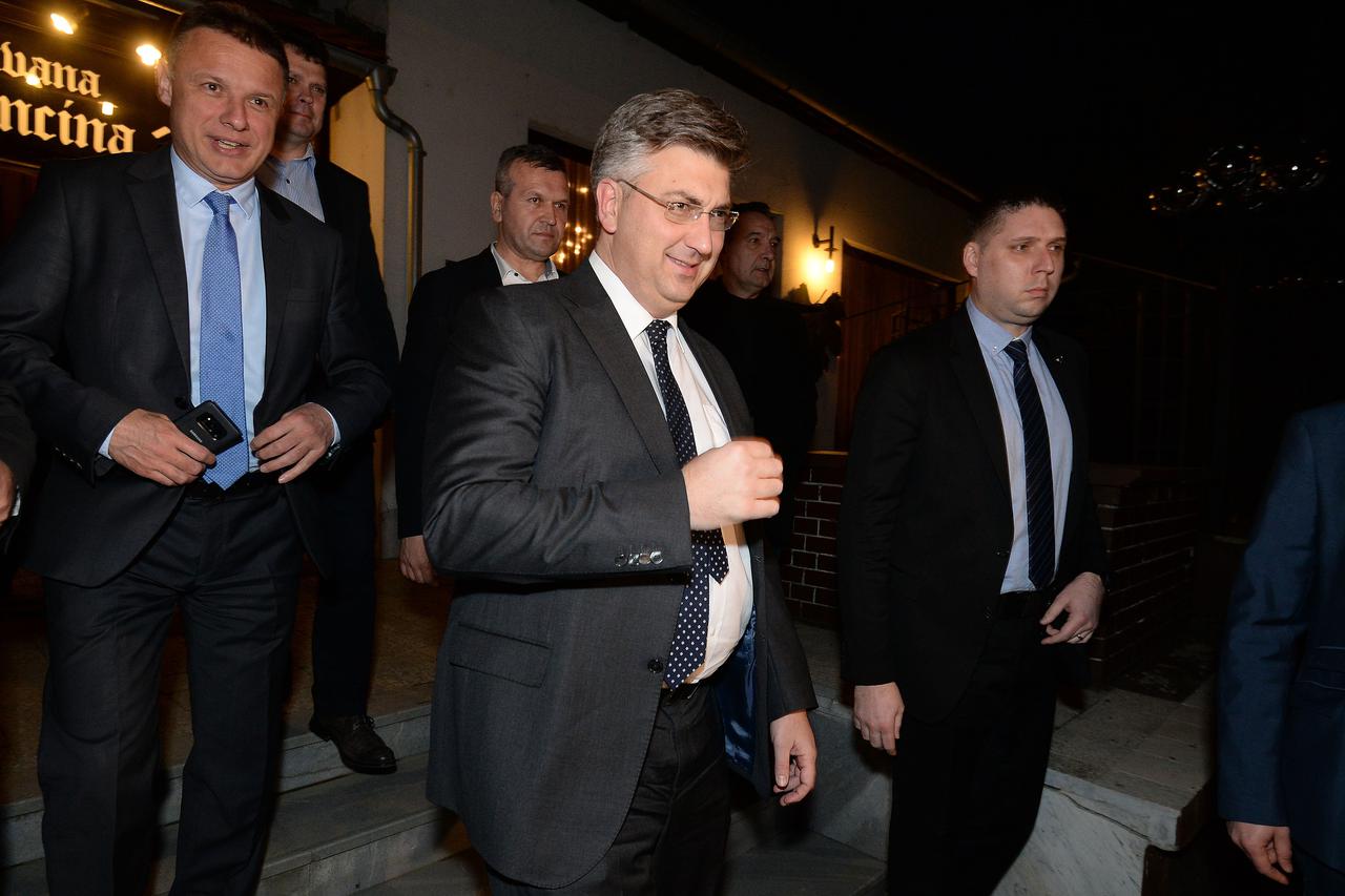 Breznica: Sastanak Kluba zastupnika HDZ-a na čelu s premijerom Plenkovićem