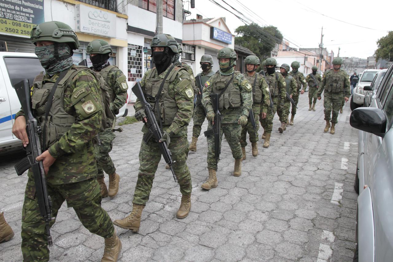 ECUADOR-QUITO-INTERNAL ARMED CONFLICT