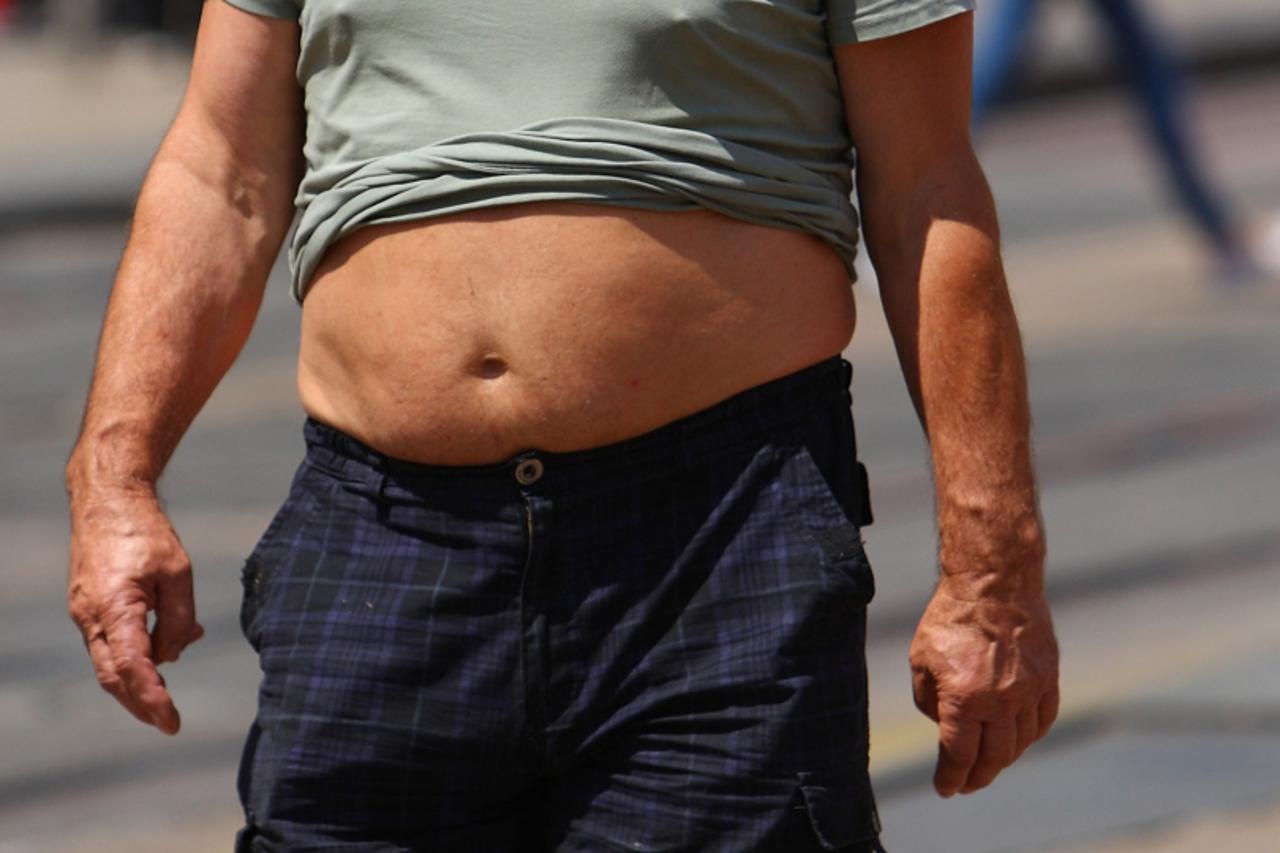 trbuh,stomak,želudac,trbušina,debeljarstvo,debljina,portal