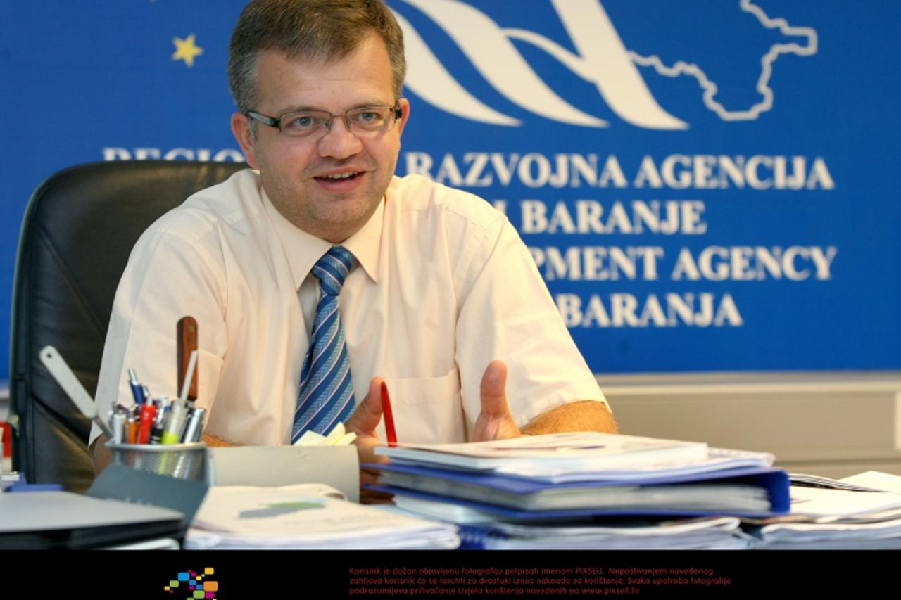 'SPECIJAL NEDJELJNI  05.09.2012., Osijek - Stjepan Ribic, predsjednik Regionalne razvojne agencije Slavonije i Baranje. Photo: Davor Javorovic/PIXSELL'