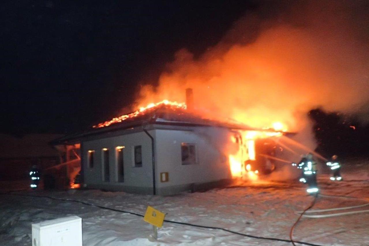 izgorjela kuća