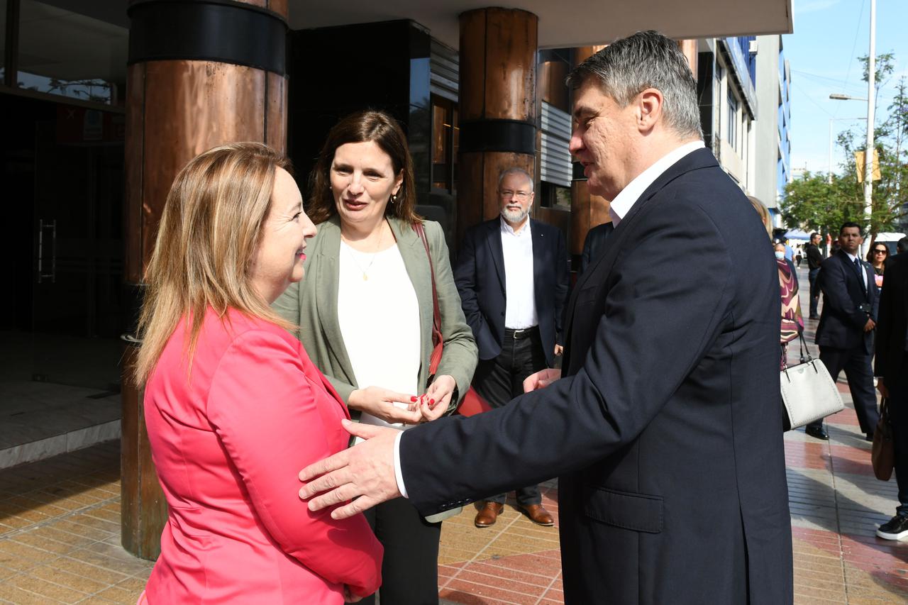 Predsjednik Milanović razgovarao s izaslanicom Predsjednika Republike Čilea