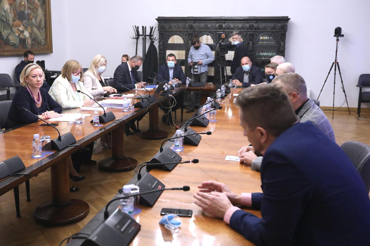Zagreb: Odbor za informiranje, informatizaciju i medije na ponovljenoj sjednici 