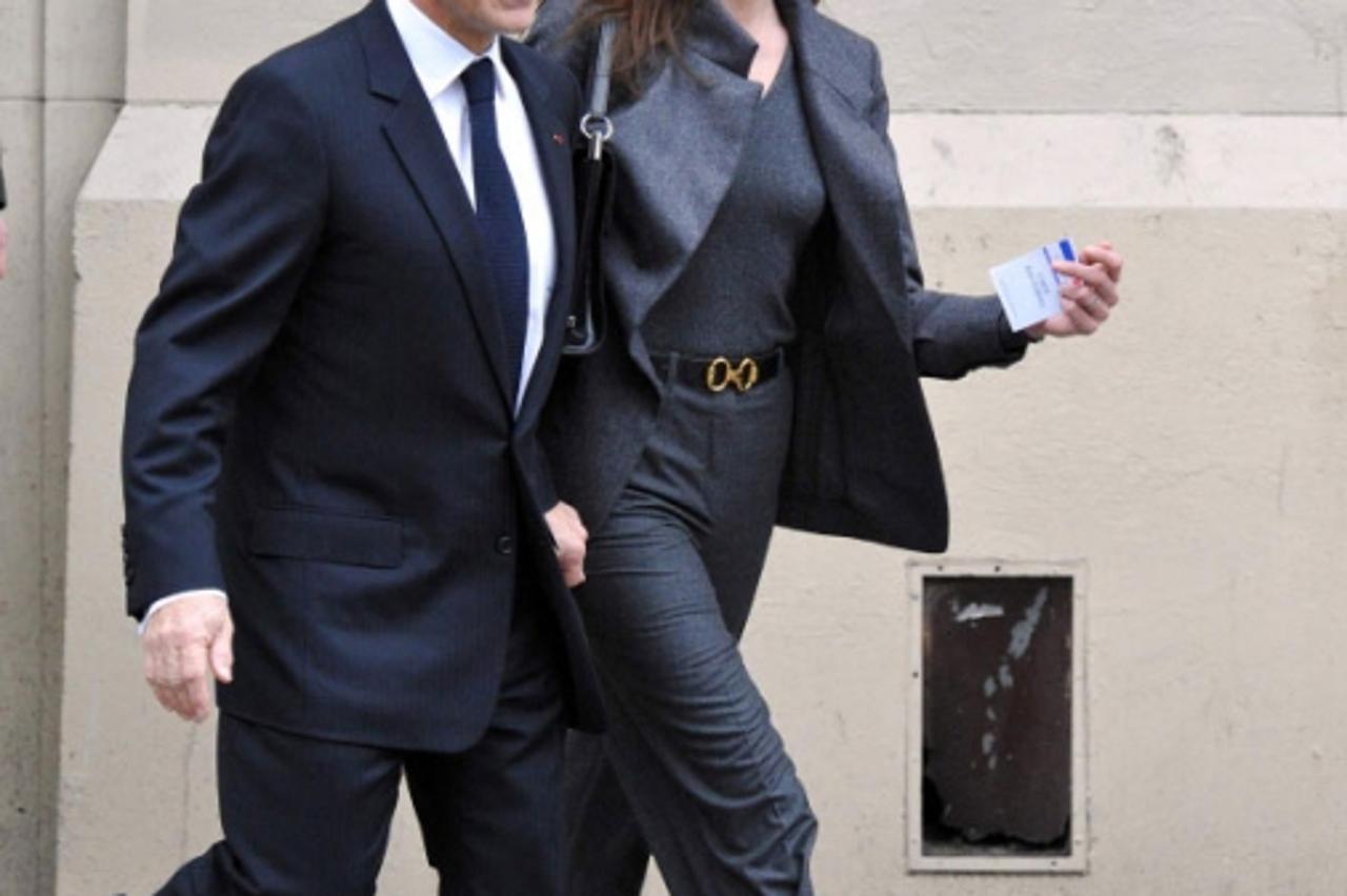 Carla Bruni, Nicolas Sarkozy 1