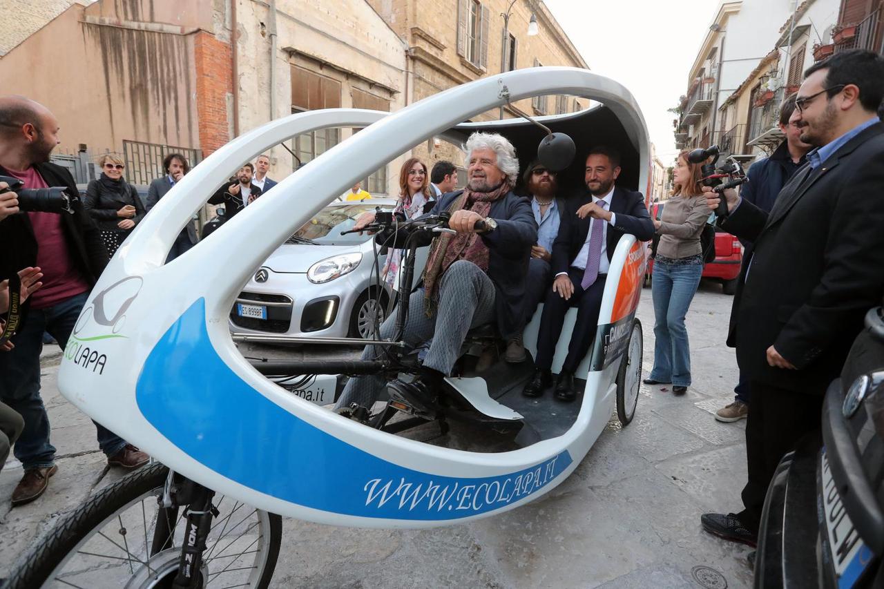 Beppe Grillo in Palermo for the Regionals in Sicily