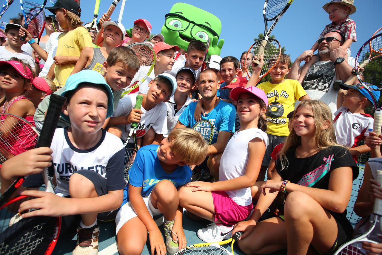 20.07.2015., Umag - 26. Konzum Croatia Open Umag. Kids Week sa tenisacima Blaz Kavcic i Mikhail Youzhny.  Photo: Jurica Galoic/PIXSELL