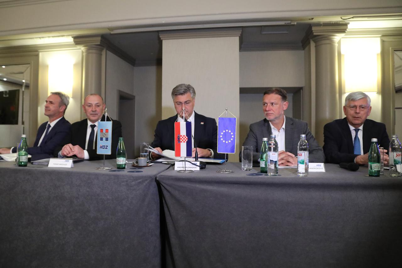 Zagreb: Konferencija za medije Andreja Plenkovića po završetku Nacionalnog vijeća HDZ-a