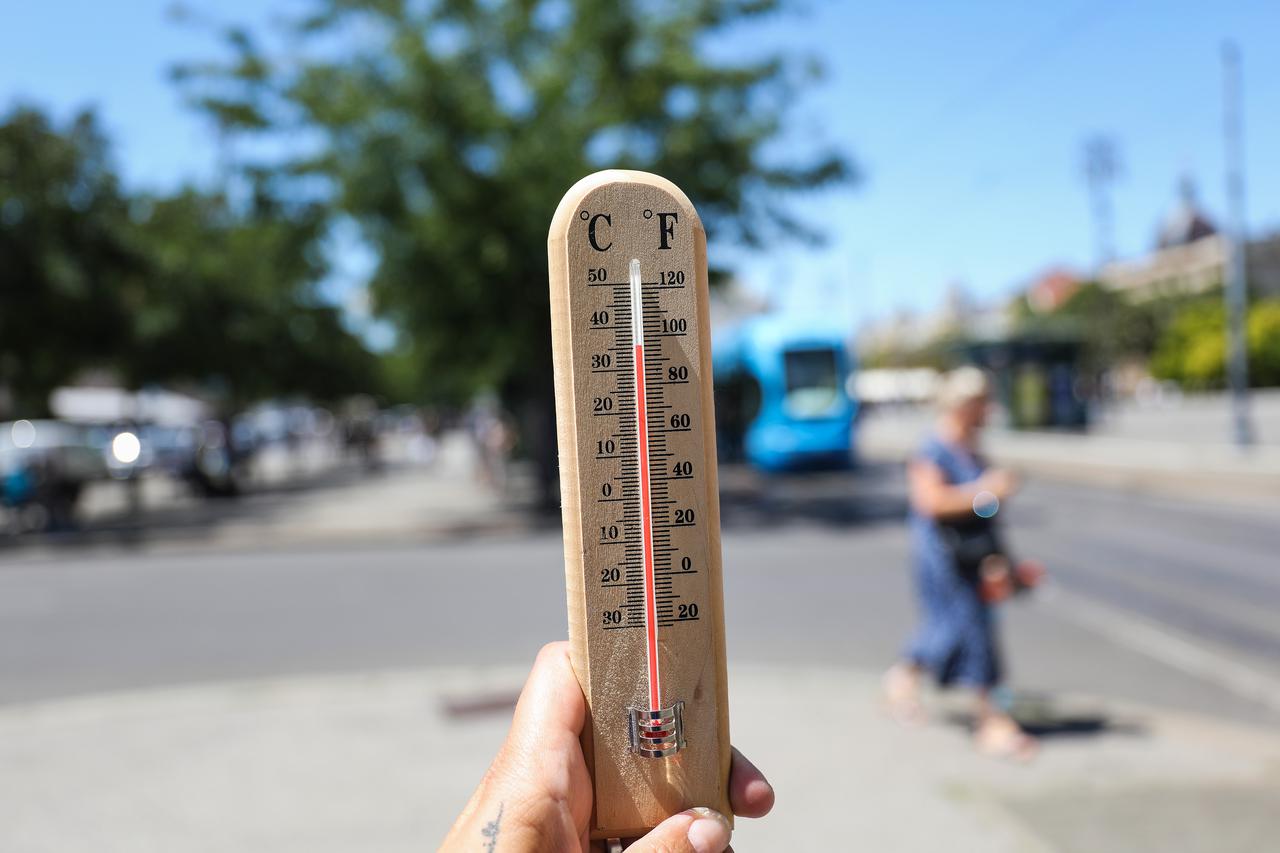 Temperature se u Hrvatskoj približavaju 40°C, vrhunac se očekuje u subotu
