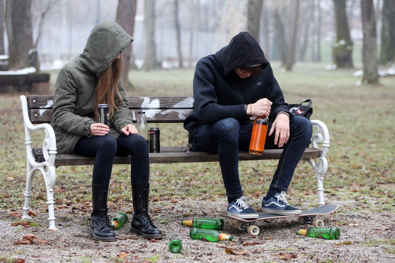 Maloljetnici pod utjecajem alkohola