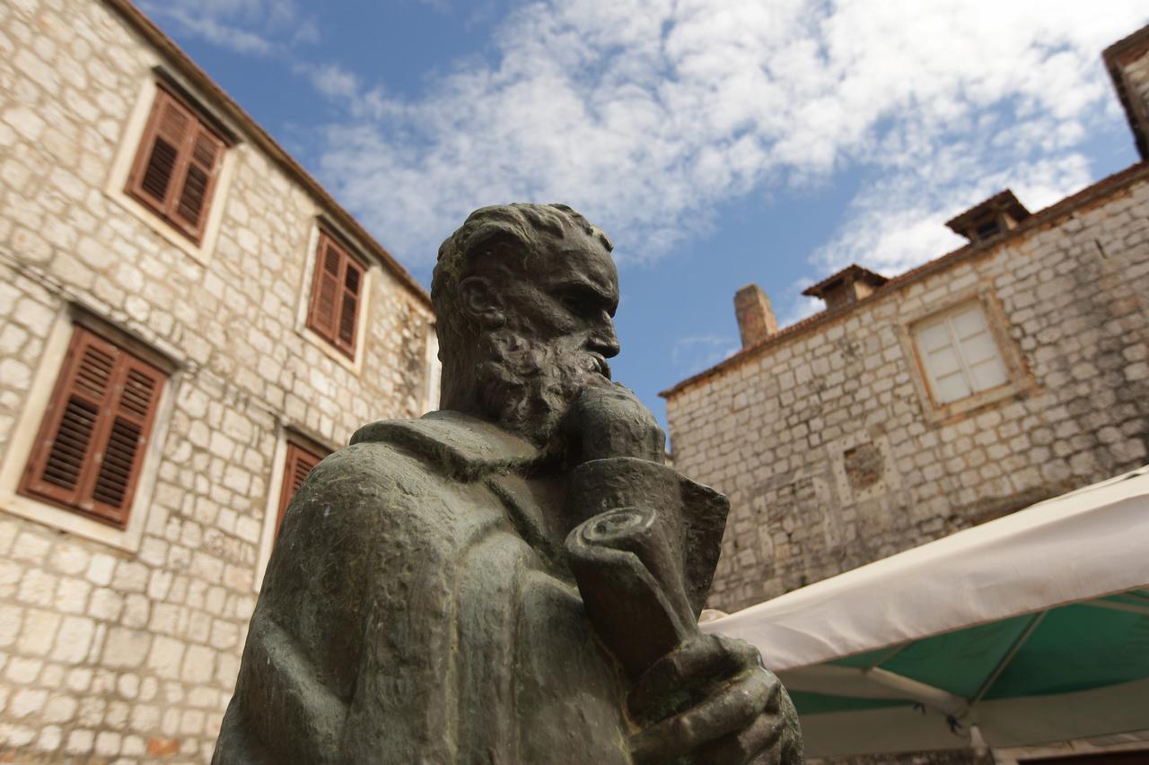 Stari Grad: Najstariji grad u Hrvatskoj