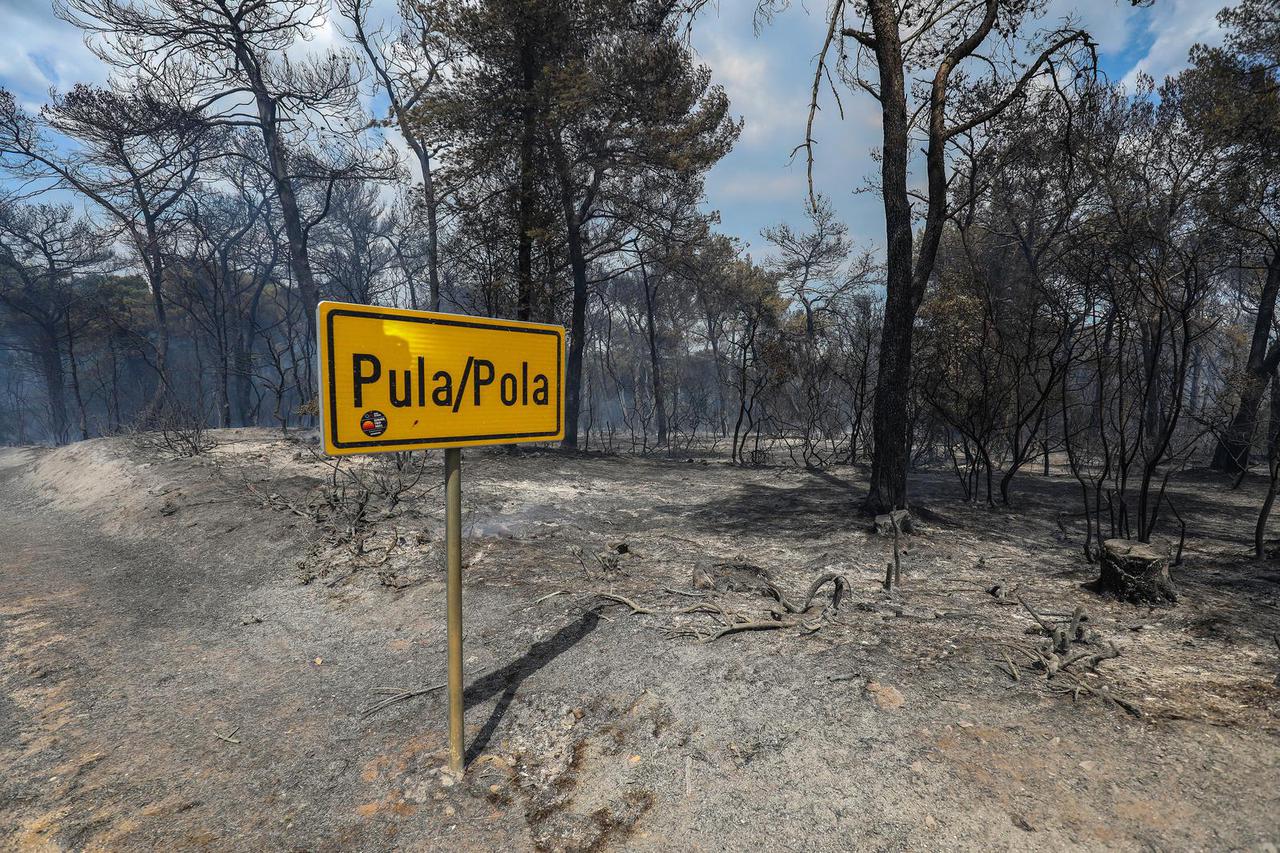 Posljedice požara u Puli koji su stanovnici i vatrogasci uspješno ugasili