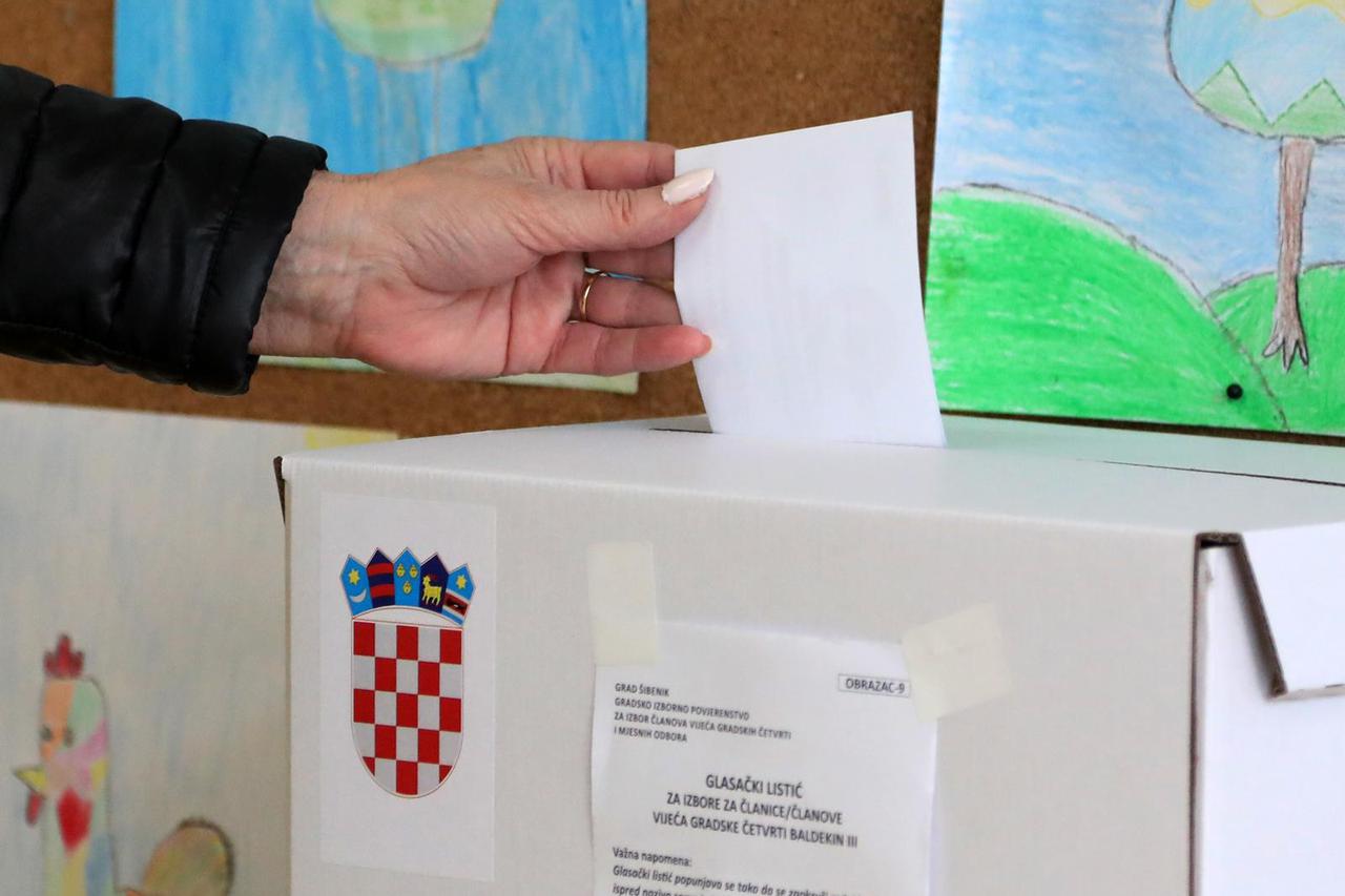 Šibenik: Izbori za članove Vijeća mjesnih odbra i gradskih četvrti na području Grada Šibenika