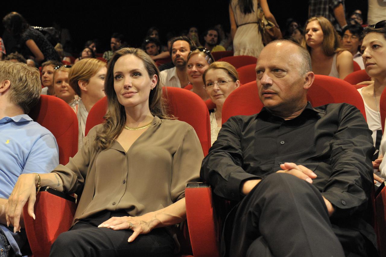 Angelina_Jolie__Purivatra__18thSFF.png