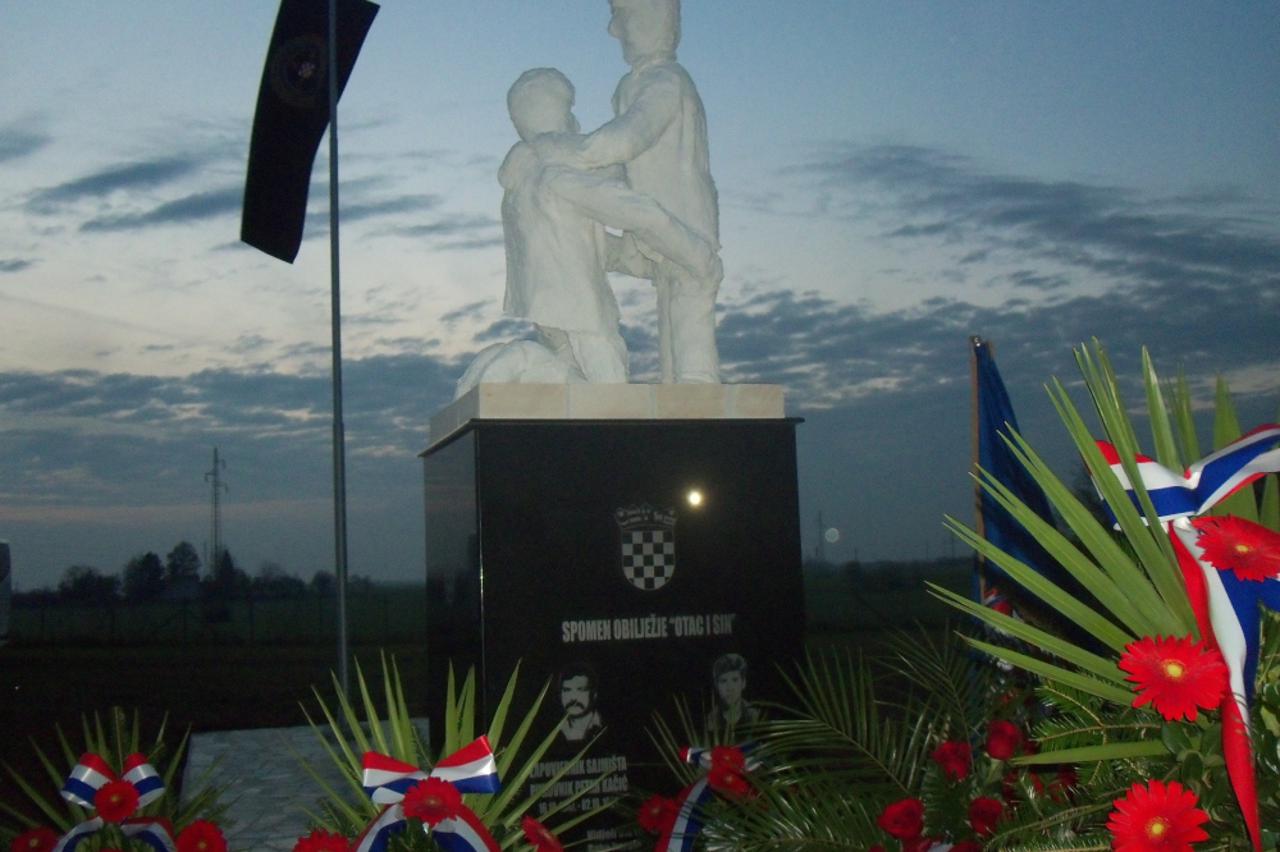 Vukovar Otac i sin (1)