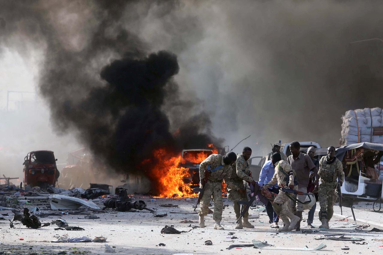 Automobilska bomba u Mogadishuu ubila najmanje 20 ljudi