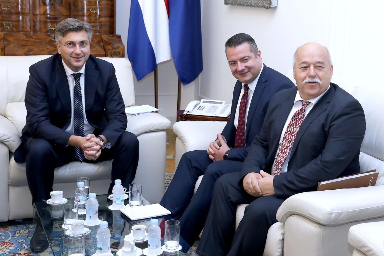 Zagreb: Andrej Plenković ugostio Adrijana Vuksanovića, Zvonimira Dekovića i Iliju Janovića