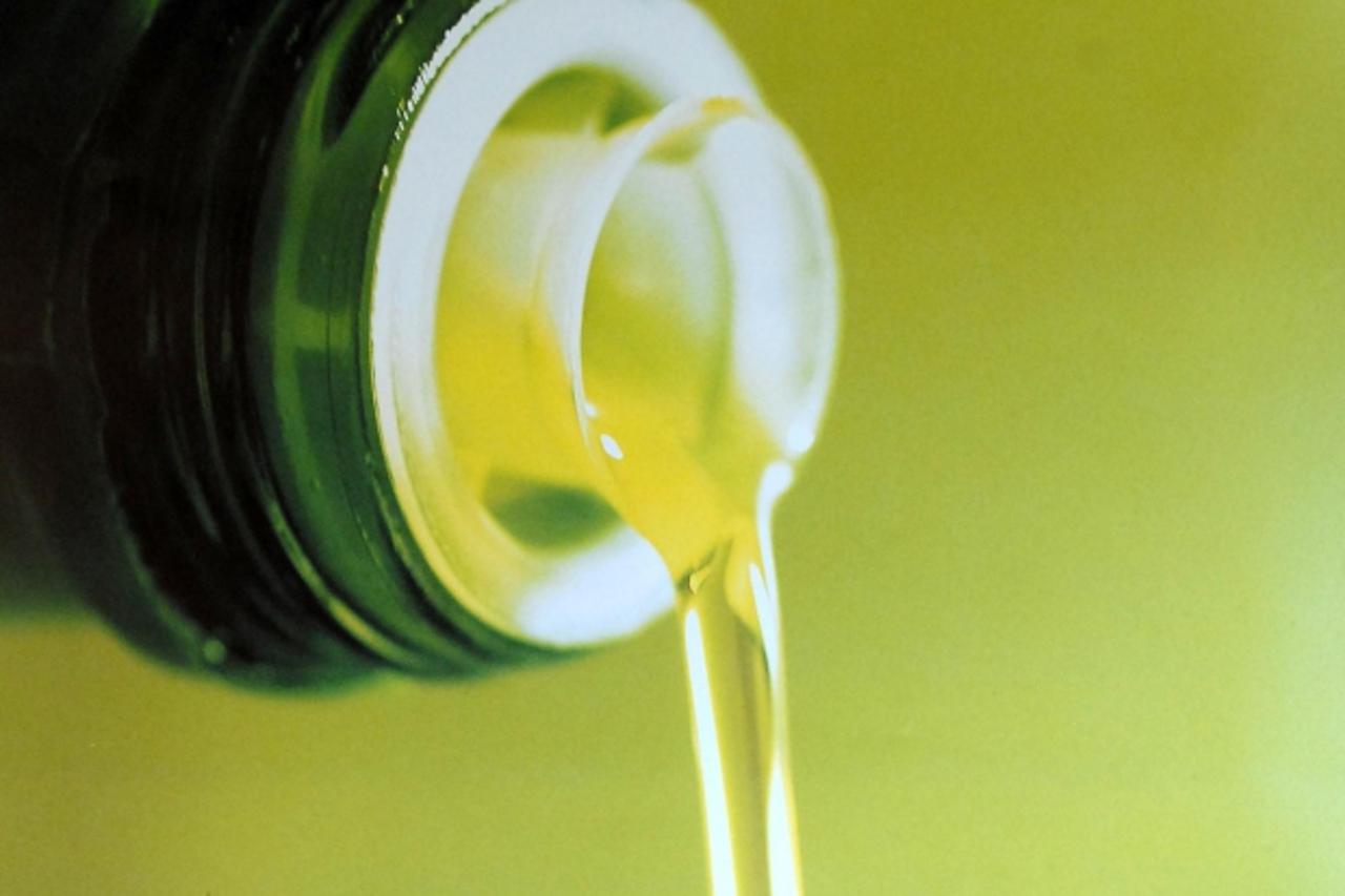 'ipl-pula  zeleno zlato -istrsko maslinovo ulje  foto dusko marusic'