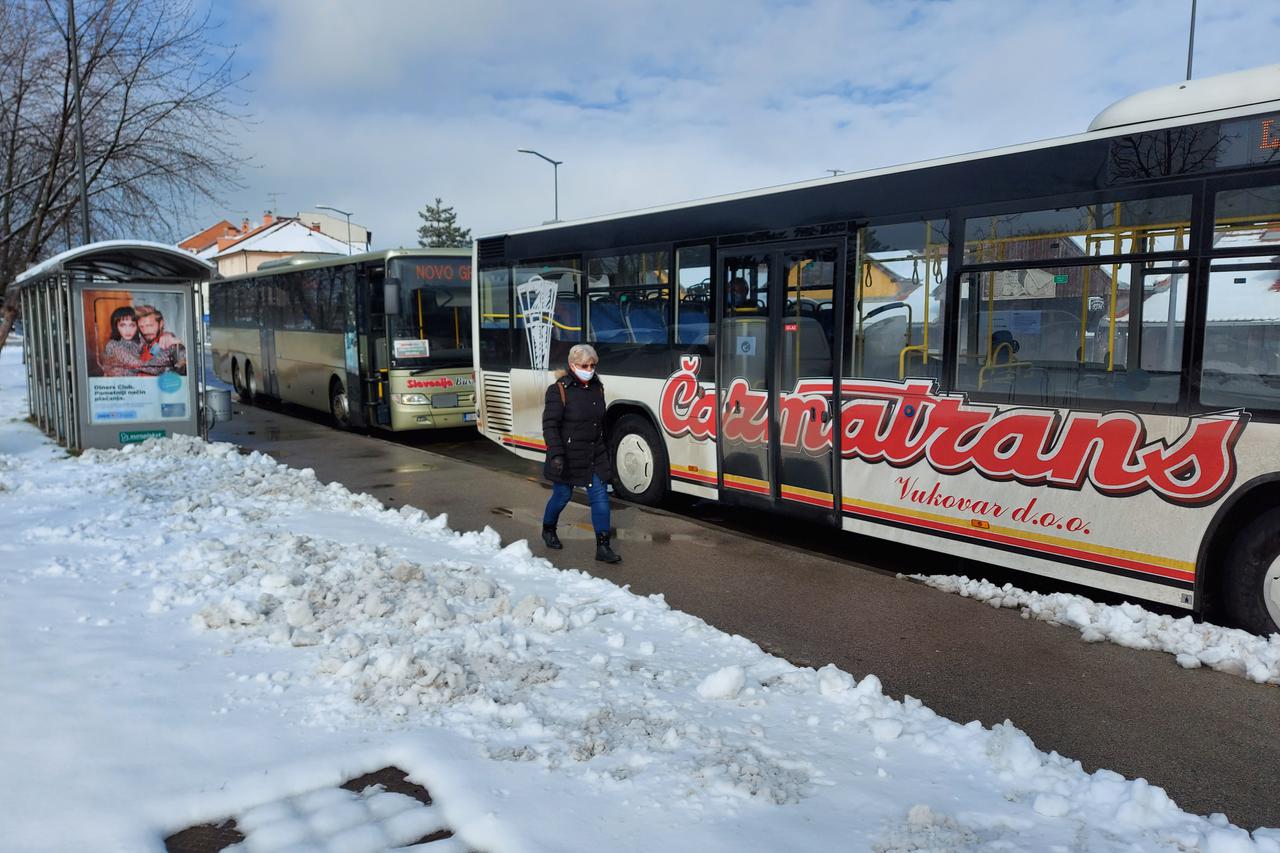 Autobusi u Vukovaru