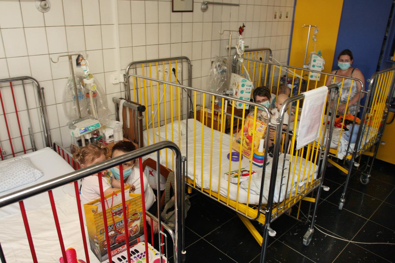 Djeca u bolnici