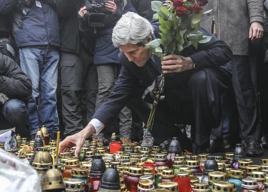 John Kerry,Ukrajina