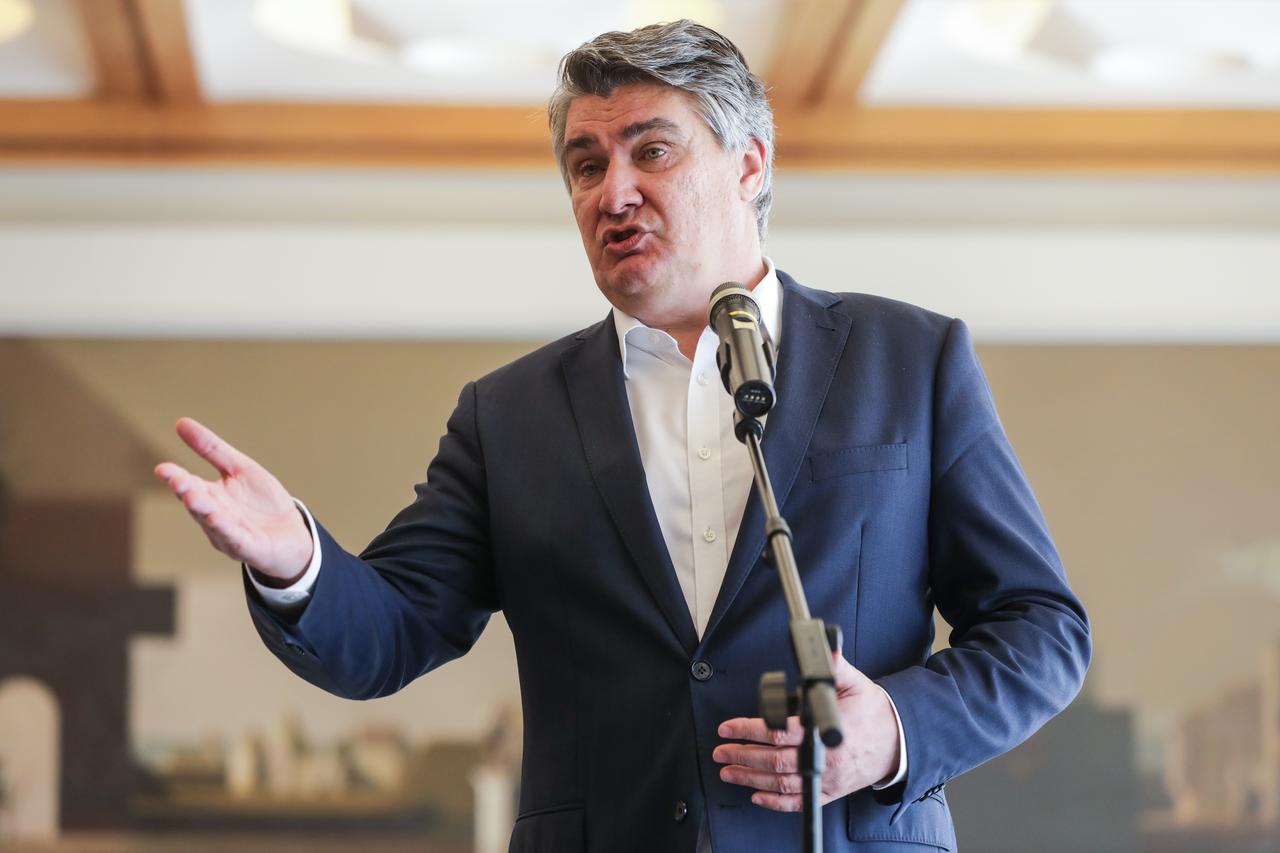 Zagreb: Zoran Milanović održao govor nakon odlikovanja sindikalista