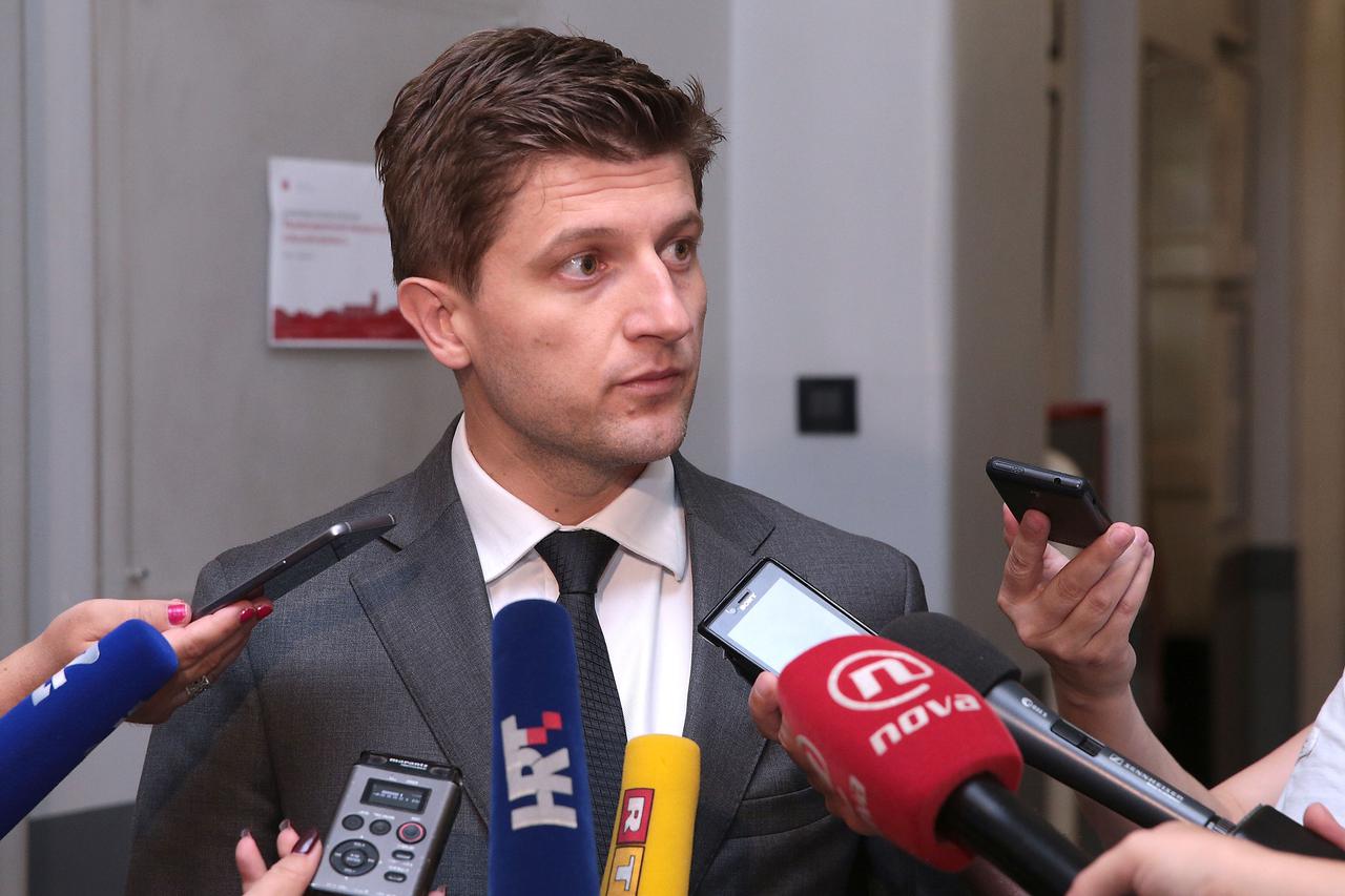 Tehnički ministar financija Zdravko Marić izjavio je da je rast BDP-a u skladu s očekivanjima analitičara
