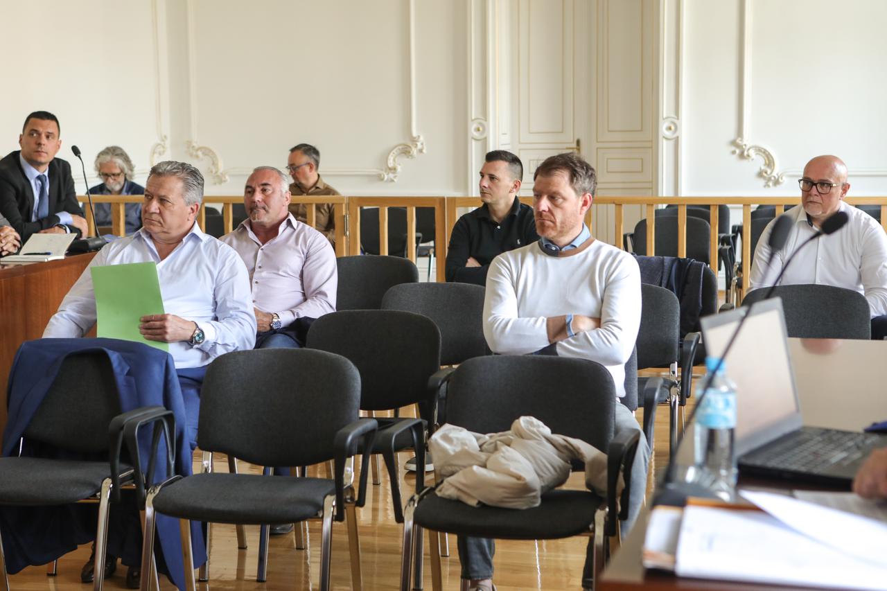 Osijek: Na suđenju braći Mamić i ostalima započeo dokazni postupak