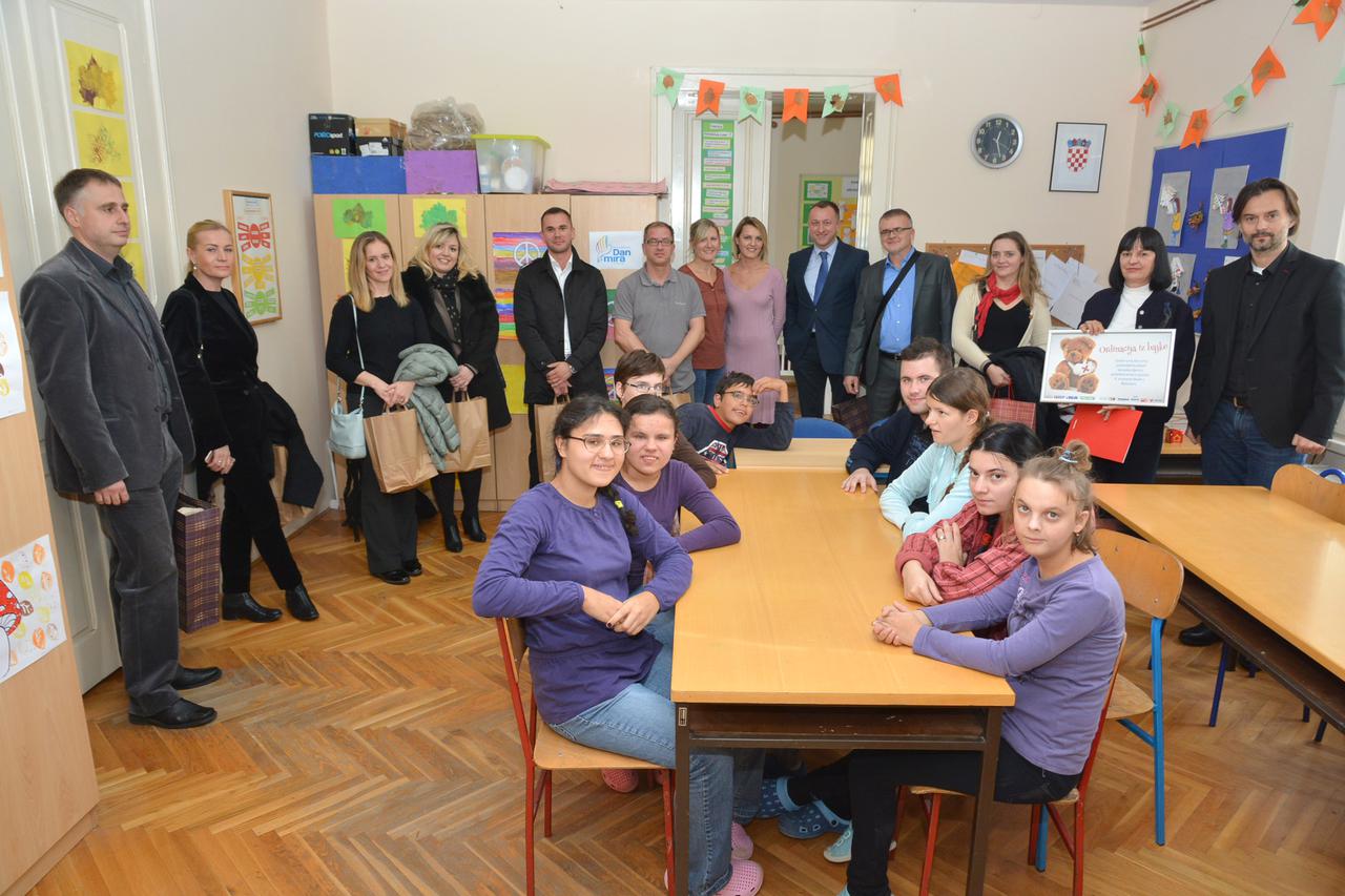 Ordinacija iz bajke, V. osnovna škola u Bjelovaru