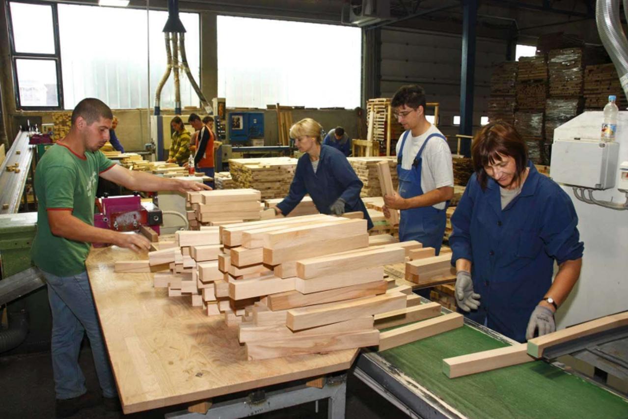 'Var – 11. 04. 2012., Lepoglava – Djelatnost cak 63 tvrtke u Varazdinskoj zupaniji vezana je uz drvopreradjivacku proizvodnju te proizvodnju namjestaja i panela  PHOTO:  Ljiljana Risek'