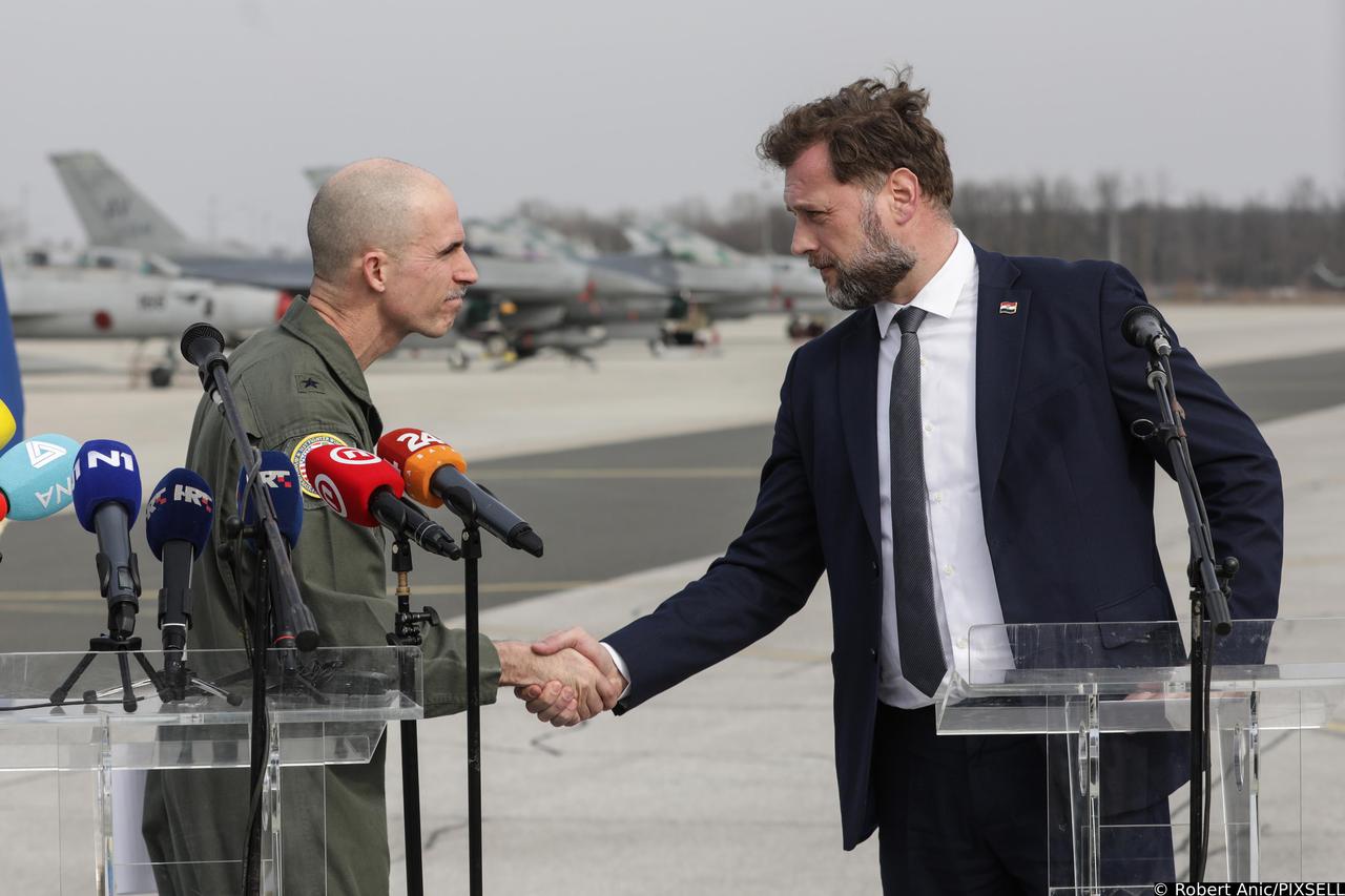 Ministar Banožić susreo se sa zapovjednikom 31. borbenog krila AVIANO generalom Baileyem 
