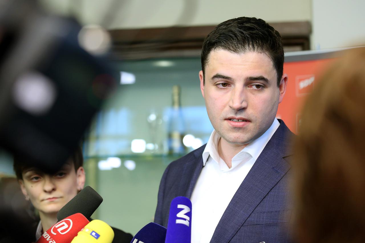 Bernardić je potvrdio i da zagrebački SDP predlaže smanjenje prireza u Zagrebu sa 18 na 16 posto