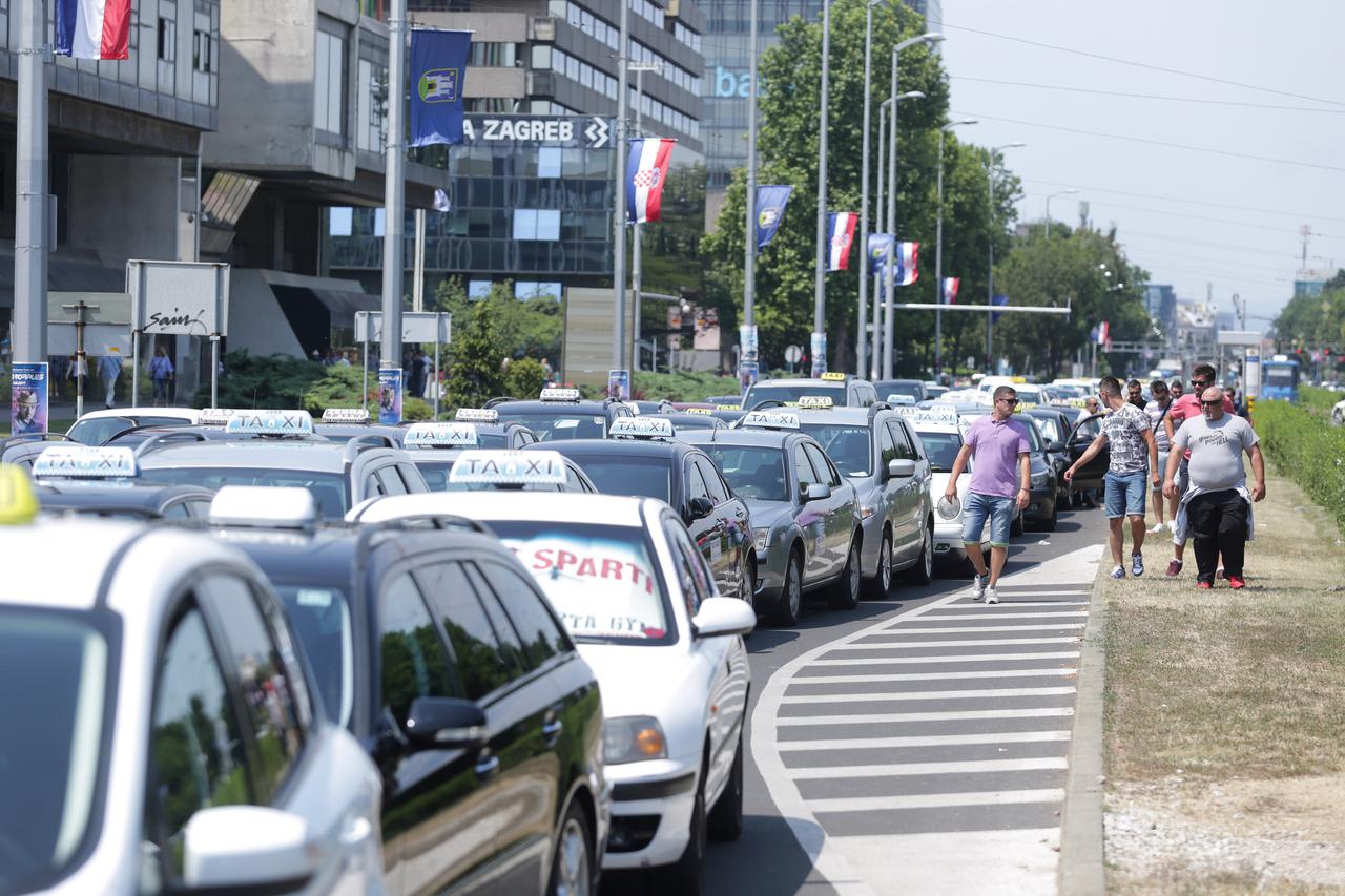 Lanjski prosvjed taksista protiv Ubera u Zagrebu