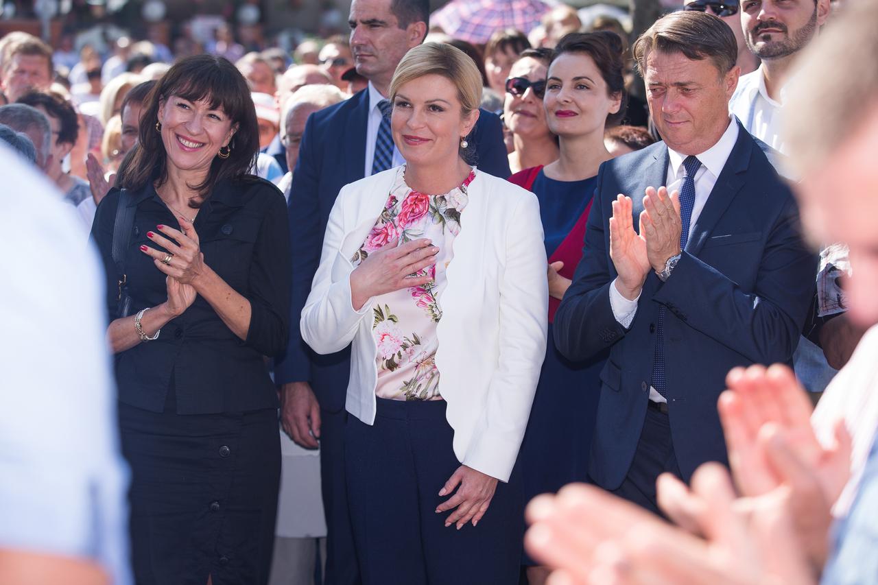 Aljmaš: Predsjednica Grabar-Kitarović prisustvovala misnom slavlju na blagdan Velike Gospe