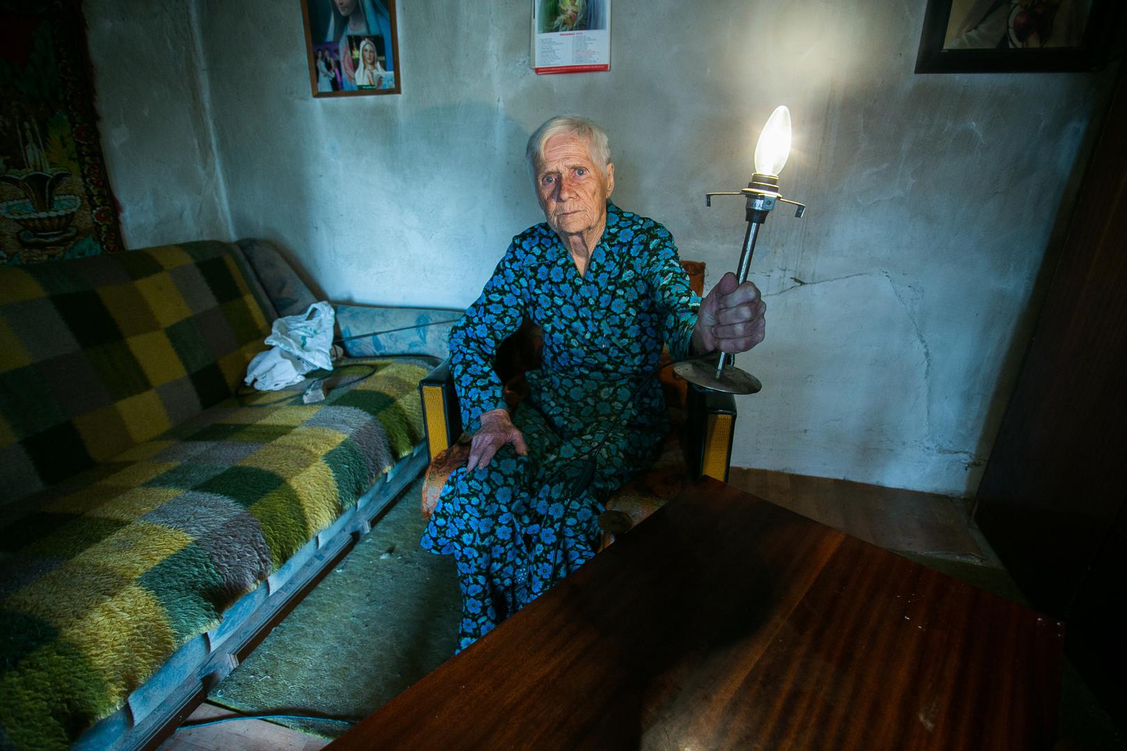 Retkovci: Anu Škorić i njezina muža prevarili su distributeri električne energije
