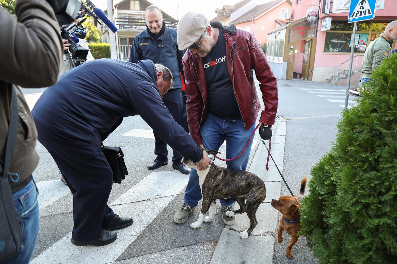 Komunalni redari svakodnevno obavljaju kontrolu mikročipiranja pasa na području grada Zagreba