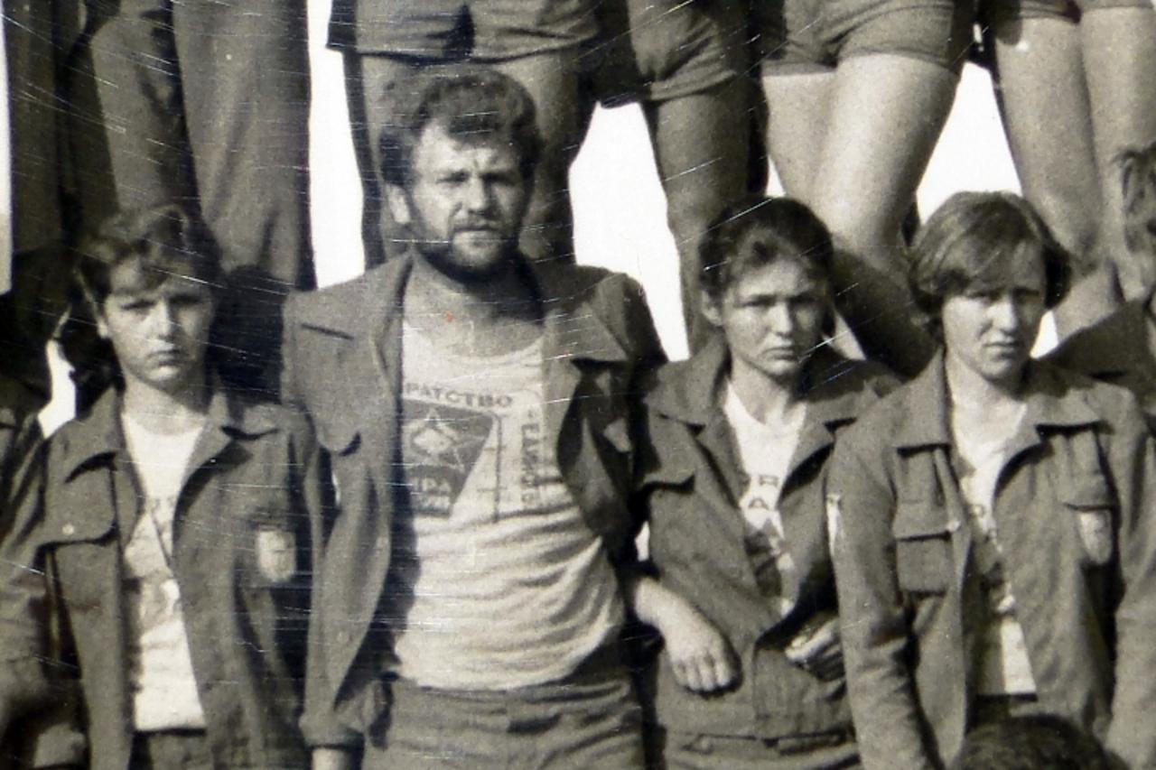 'Slatina -110112 -Mirjana Jusup (treca s lijeva) 1978. godine sudjelovala je na Saveznoj omladinskoj radnoj akciji Bratstvo-Jedinstvo u Skopju Snimio: Maja Santosi/Pixsell                            '