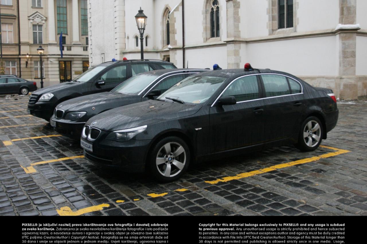 '08.01.2010, Zagreb - Policijski BMW automobili sparkirani na Markovom trgu. Ilustracija. Photo: Goran Jakus/PIXSELL'