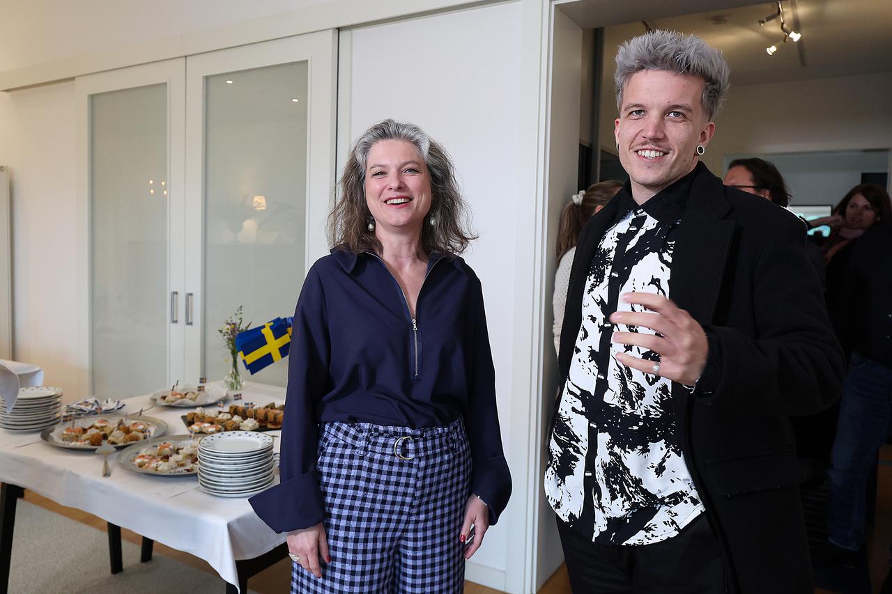 Zagreb: Anna Boda, veleposlanica Kraljevine Švedske, organizirala je mali događaj za ispraćaj Baby Lasagne u Švedsku