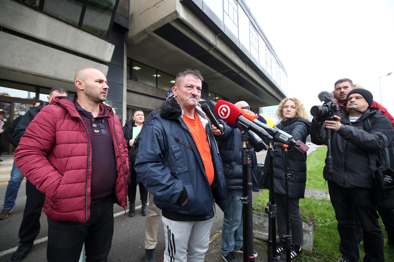 Zagreb: Seljaci prosvjednici stigli na sastanak u Ministarstvo poljoprivrede