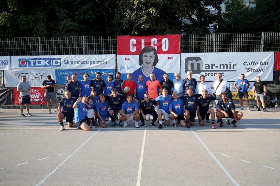 Zagreb: Na memorijalnom turniru Zlatko Cico Kranjčar snage odmjerili veterani Dinama i Glumci