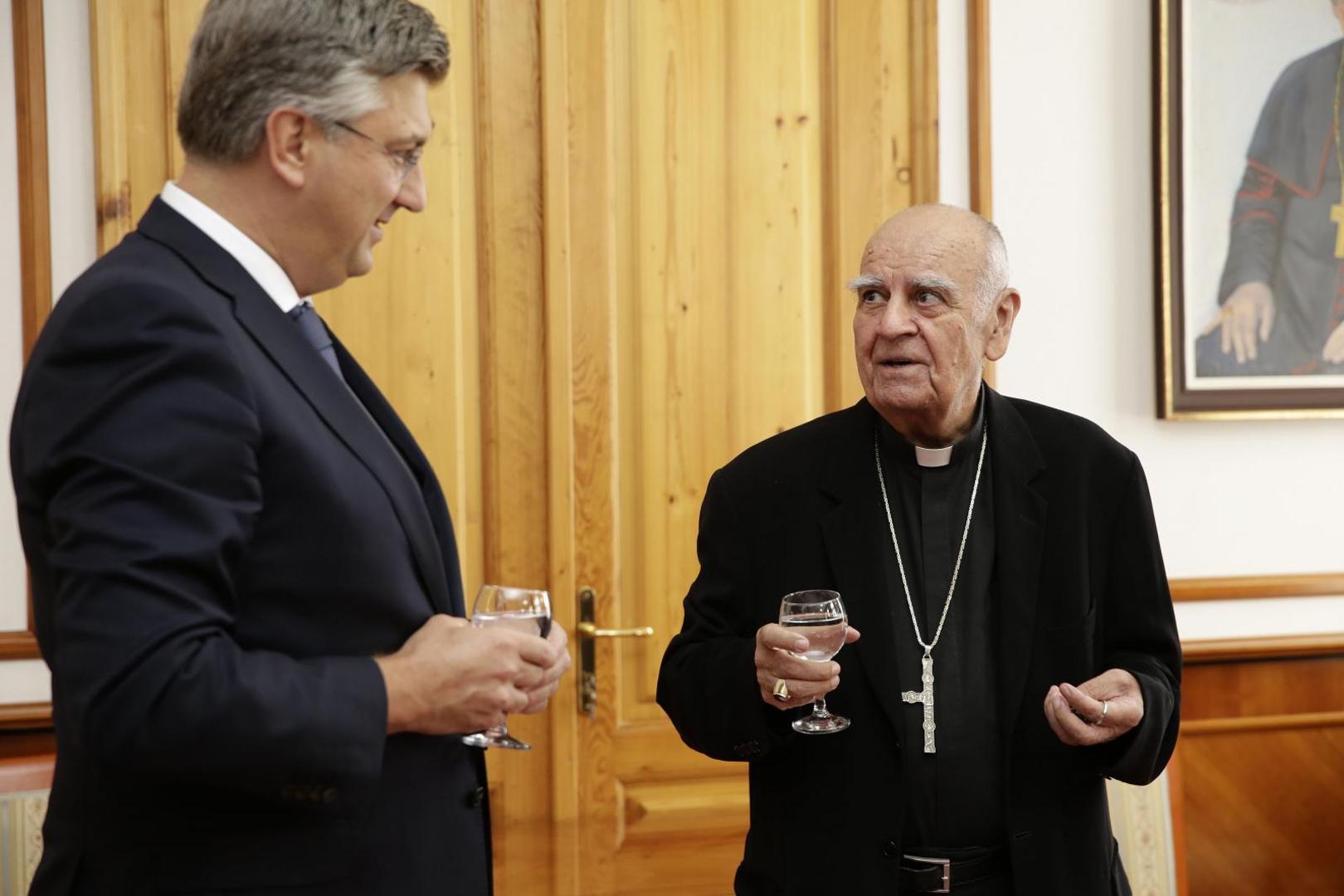 14.09.2020., Mostar - Sastanak Andreja Plenkovica s  biskupima mons. Ratkom Pericem i mons. Petrom Palicem  Photo: Denis Kapetanovic /PIXSELL