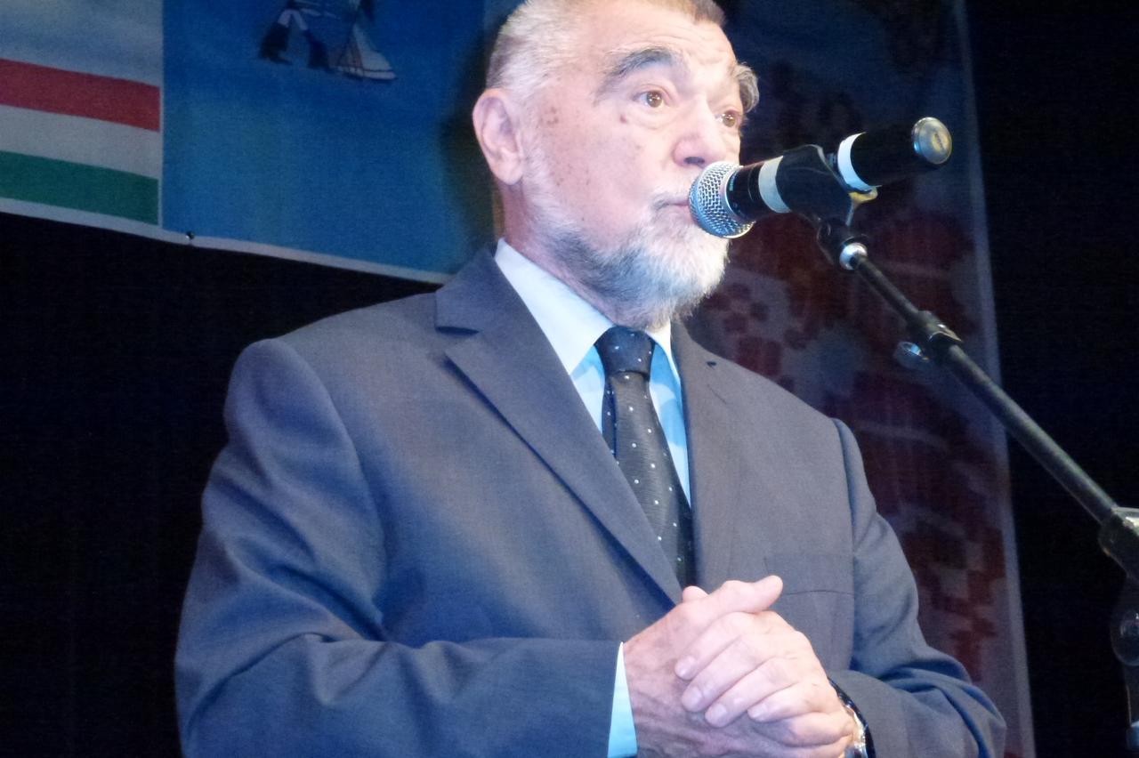 stjepan mesić