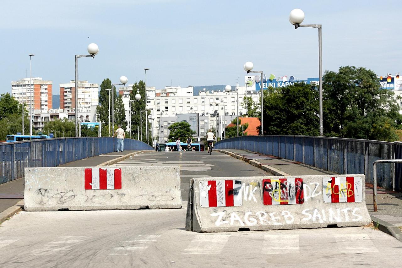 anketa pješački most