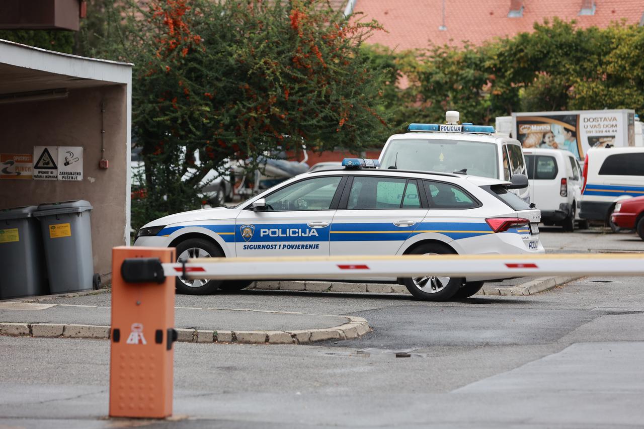 Osijek: Nastavljeno privođenje navijača koji su pjevali ustaške pjesme