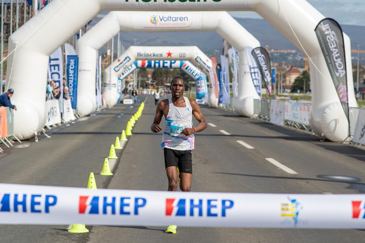 Zagreb: Kenijac Ezekiel Kipkorir pobjednik je proljetnog polumaratona ZAGREB21