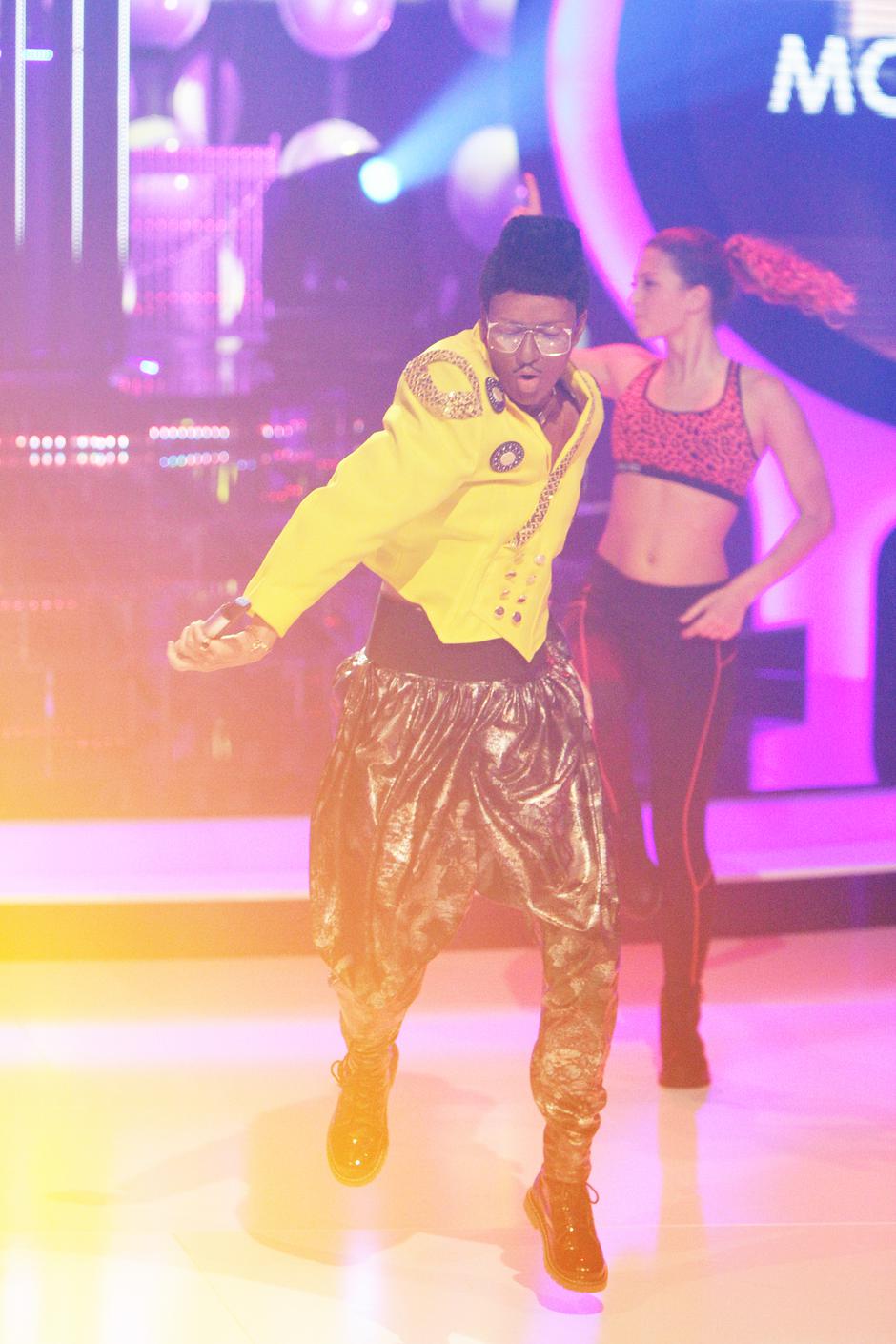 tvoje lice zvuči poznato