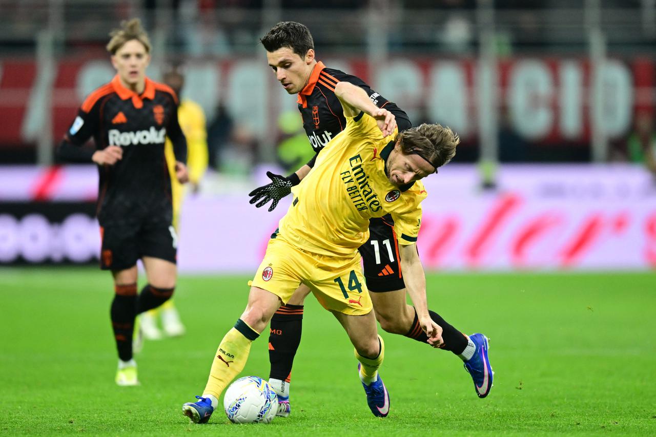 Serie A - AC Milan v Como