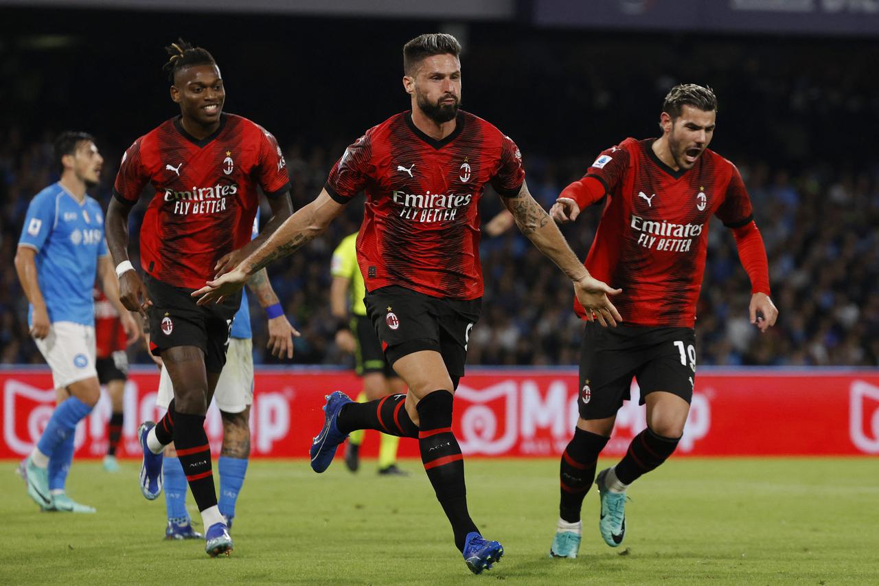 Serie A - Napoli v AC Milan