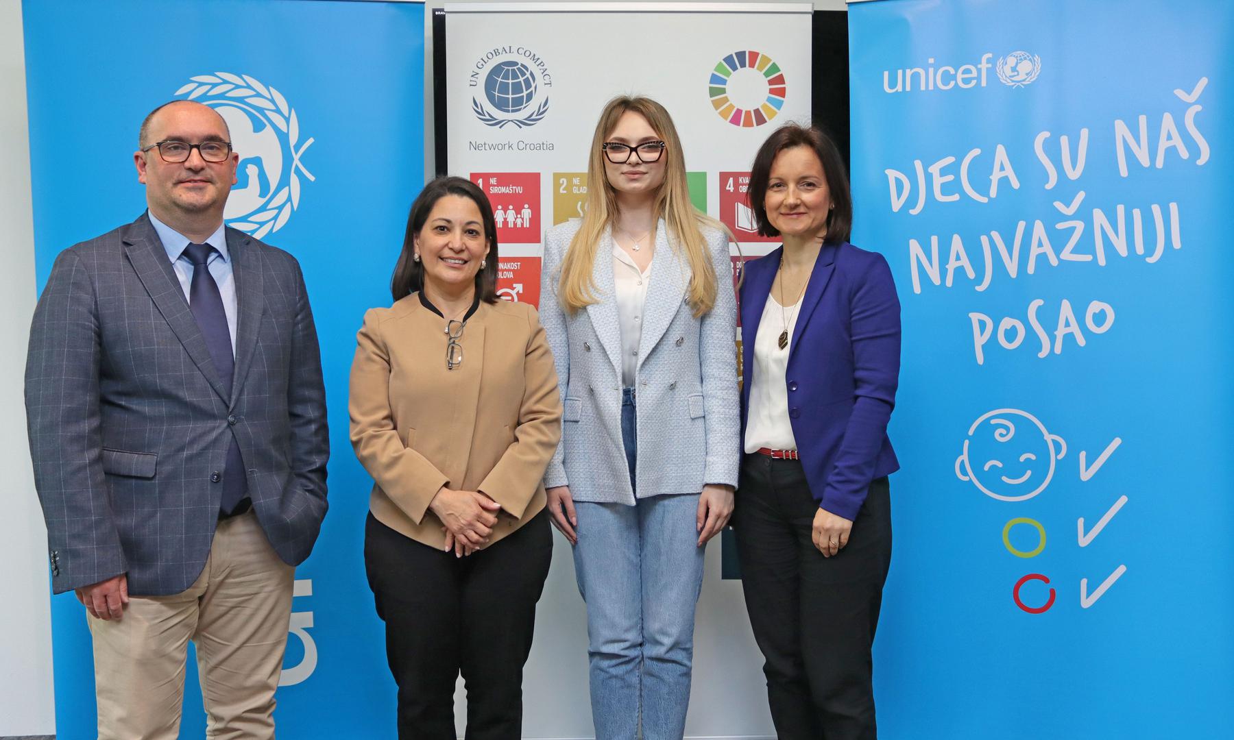 Vjekoslav Golubović - HT; Regina M. Castillo - predstojnica Ureda UNICEF-a za Hrvatsku; Nina Topić - UNICEF-ova mlada ambasadorica za prava djece i mladih; Diana Kobas Dešković - Mamforce