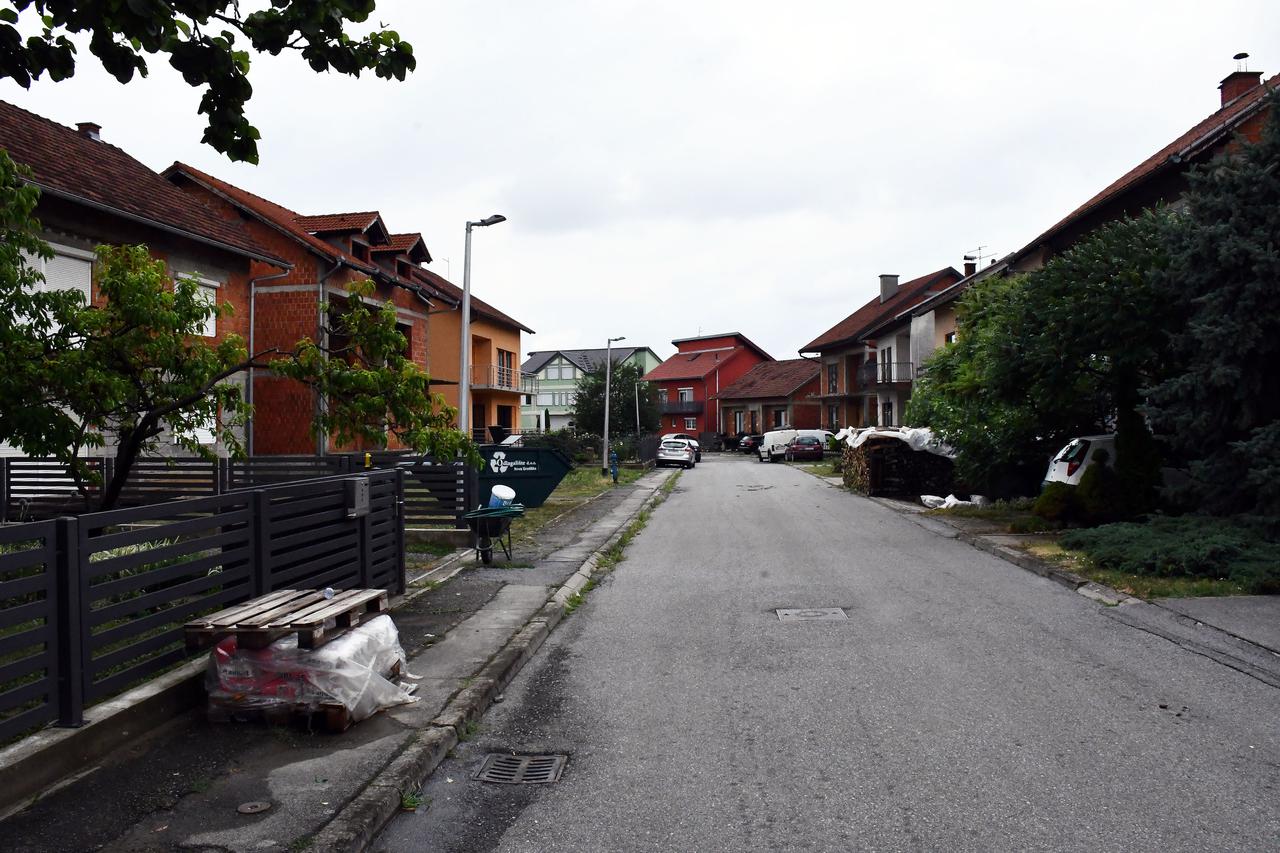 Nova Gradiška: Stanovnici saniraju posljedice jučerašnjeg nevremena